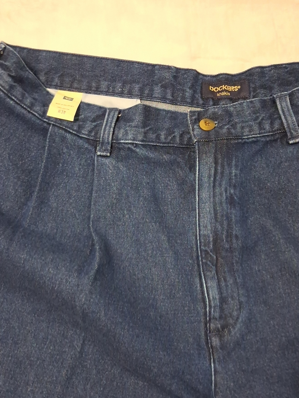 Dockers Khakis Men's Dark Blue Relaxed Fit Jeans, Size 38